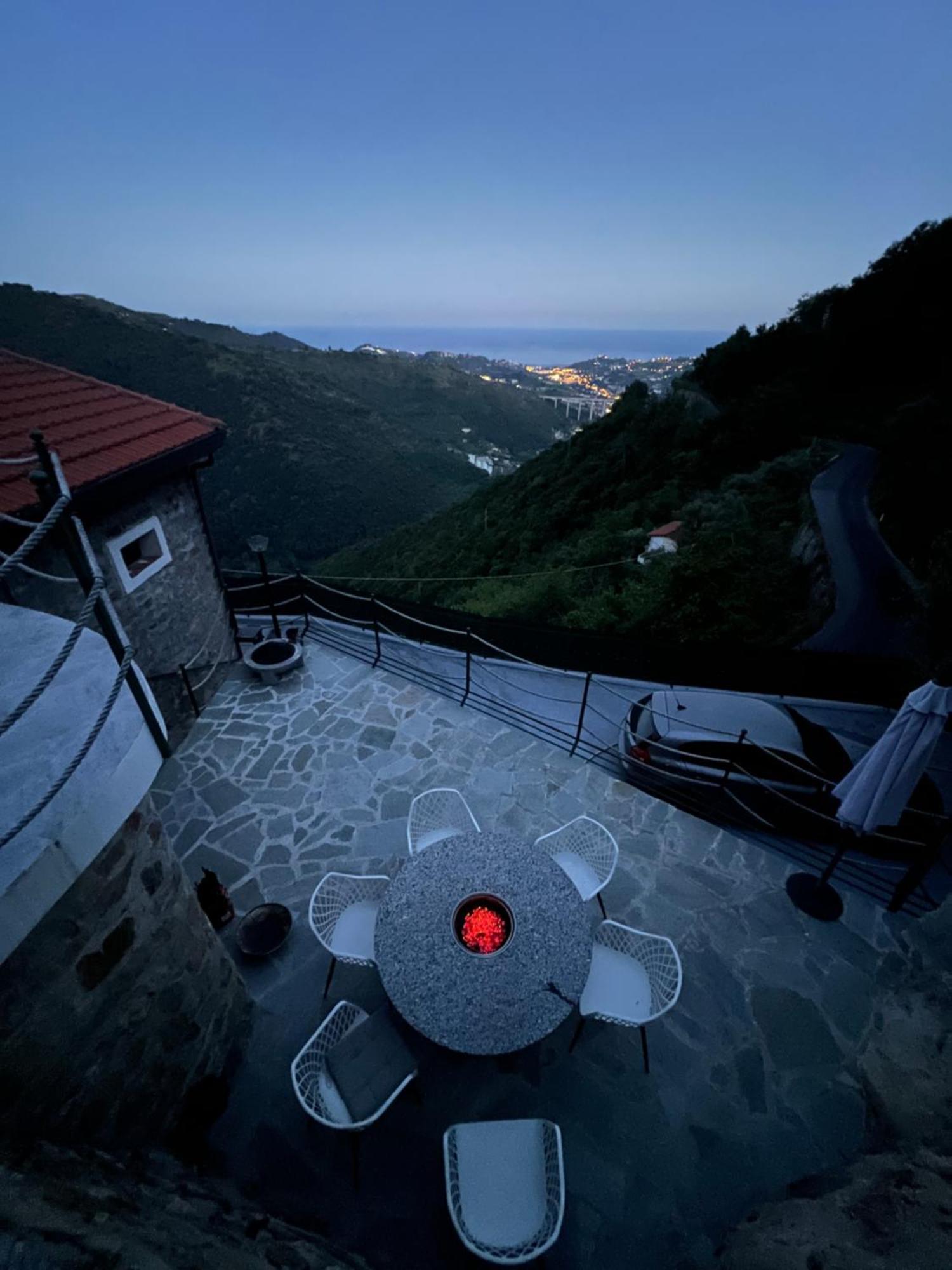 Villa Di Campagna Con Vista Mare 5 Camere Da Letto Pampara Zewnętrze zdjęcie